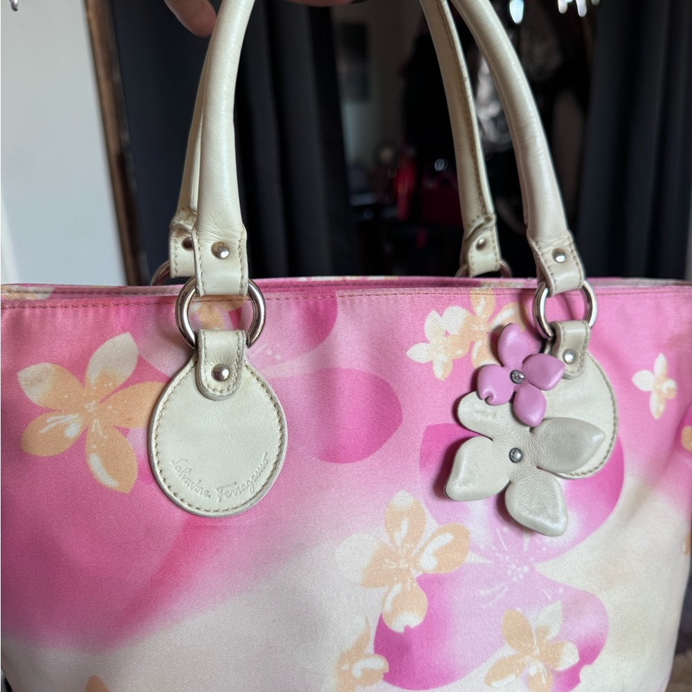 Salvatore Ferragamo satin Floral Tote Bag - Picture 3 of 9
